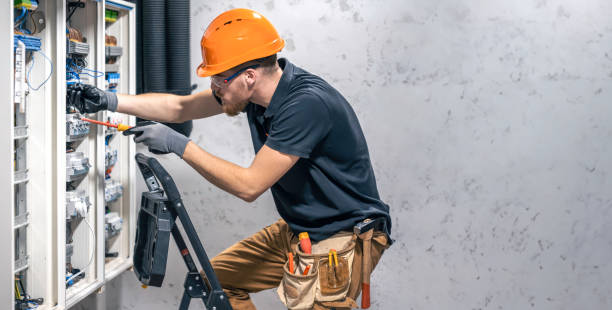 Best Local Electrician Companies  in Liberty, TX